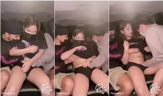 Chindo Sangean Digilir Temannya Didalam Mobil